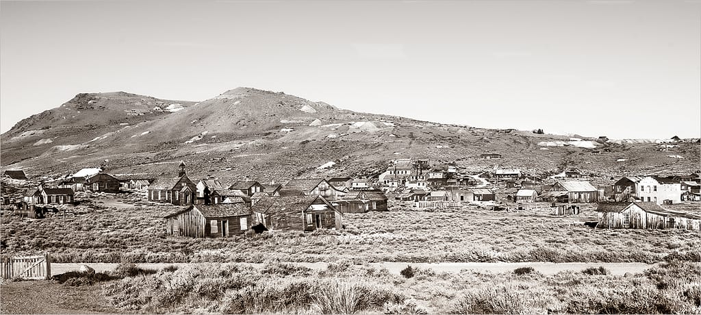 20 GHOST TOWN by Paul Wilson