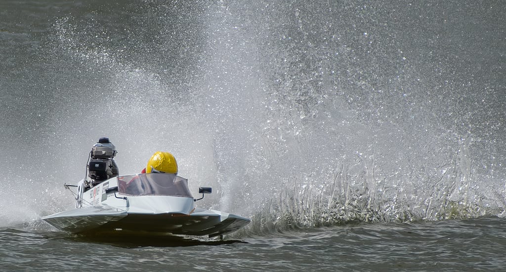 19 MAKING A SPLASH by Paul Tapping