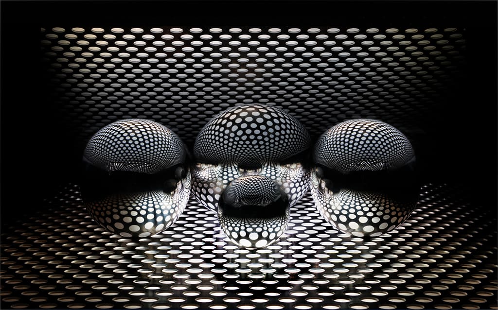 21 SPHERES AND CIRCLES by Roger Green