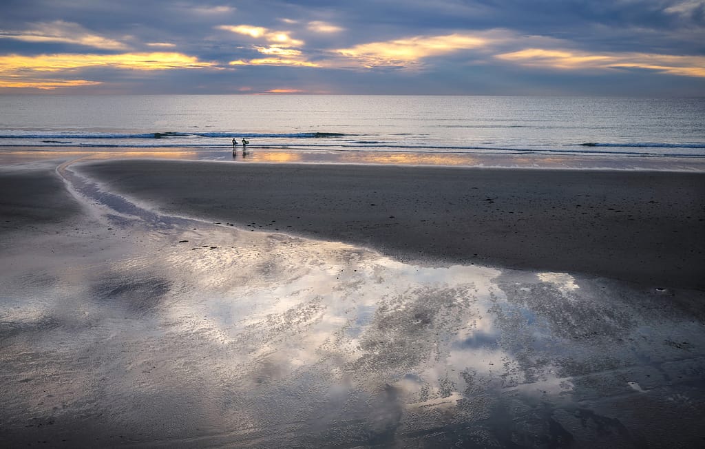 21 ST OUENS BAY by Paul Tapping