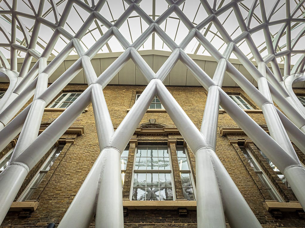 18 REACHING by Ian Gutteridge
