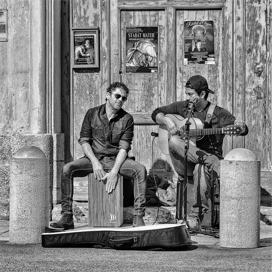 18 BUSKERS by Peter Rees