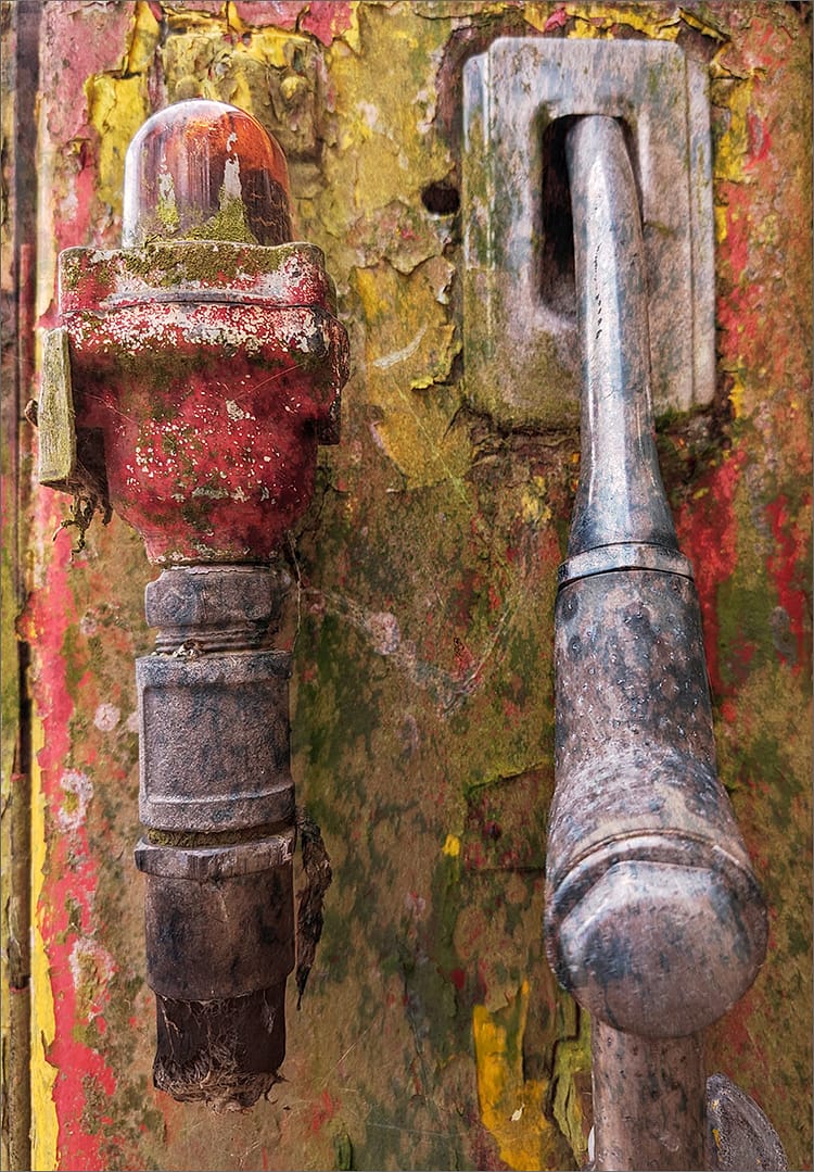 20 PETROL PUMP by Belinda Wilson