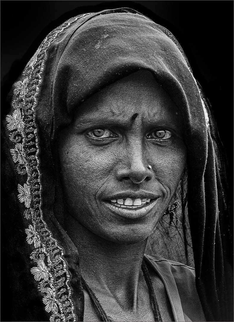 19 A JAIPUR SMILE by Roger Green